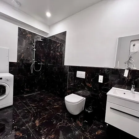 Werre Mit Smart-tv - Stilvol, Zentral & Wohnlich * לונה