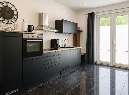 Werre Mit Smart-tv - Stilvol, Zentral & Wohnlich