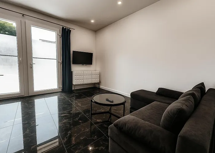 Werre Mit Smart-tv - Stilvol, Zentral & Wohnlich Lejlighed *