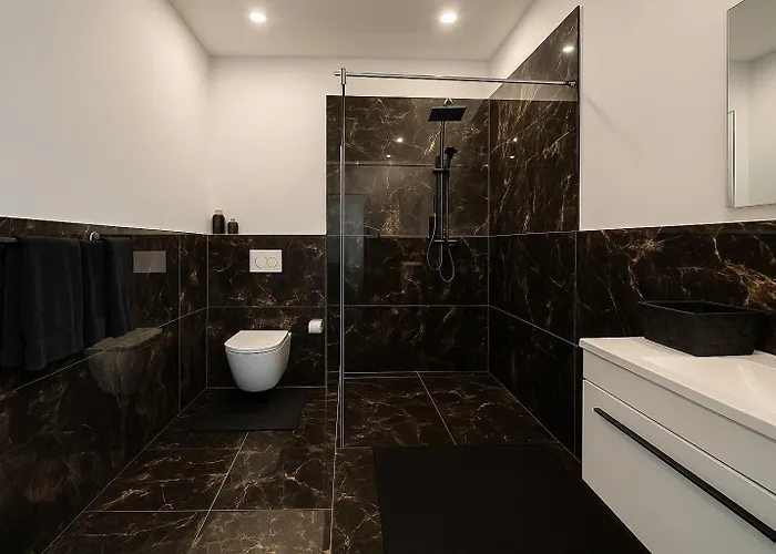 Werre Mit Smart-tv - Stilvol, Zentral & Wohnlich Lejlighed *