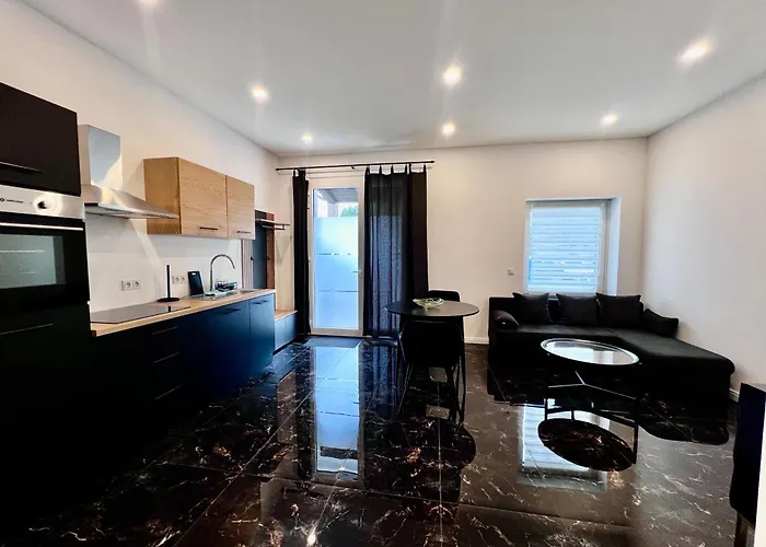 Werre Mit Smart-tv - Stilvol, Zentral & Wohnlich Lejlighed *